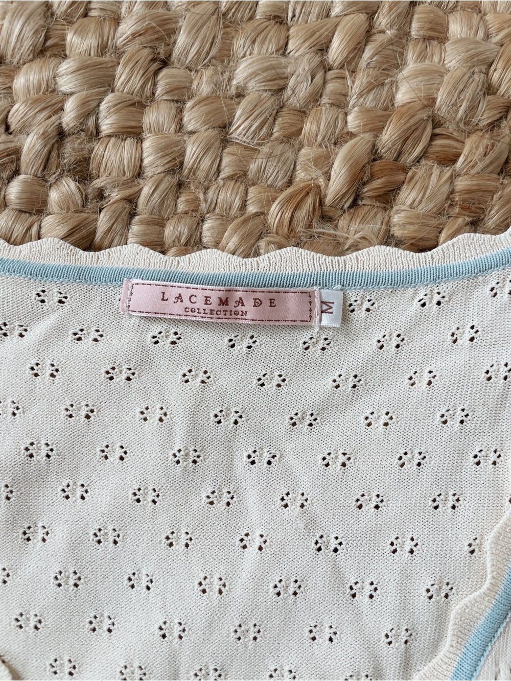 Lacemade Vintage-Inspired Crochet Sleeve Top in Cream & Light Blue Size M - Picture 6 of 8